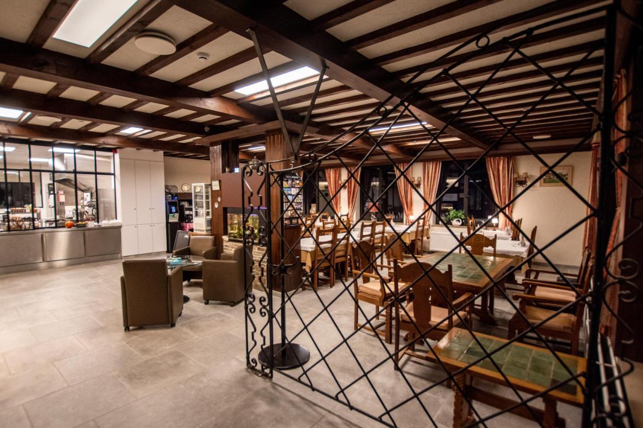 Auberge Le Vieux Moulin Poupehan Εξωτερικό φωτογραφία
