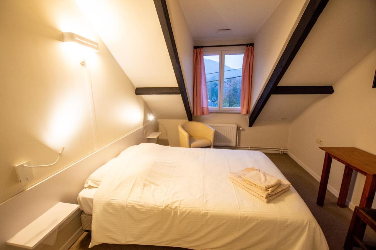 Auberge Le Vieux Moulin Poupehan Εξωτερικό φωτογραφία