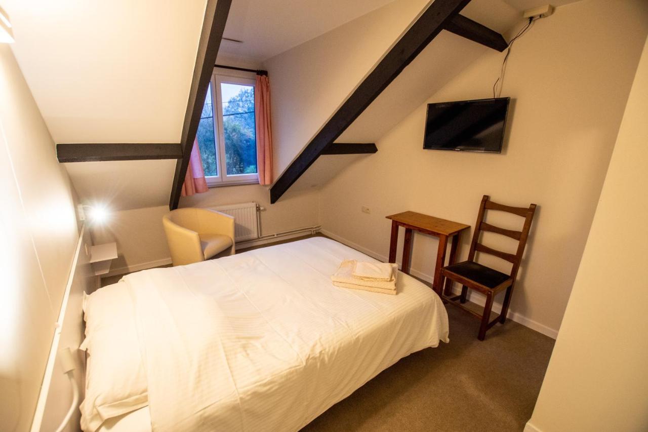 Auberge Le Vieux Moulin Poupehan Εξωτερικό φωτογραφία